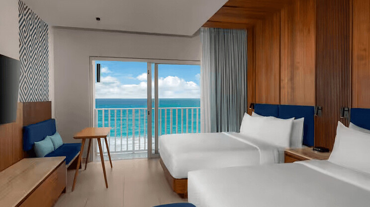 Hilton Cancun Mar Caribe All-Inclusive Resort